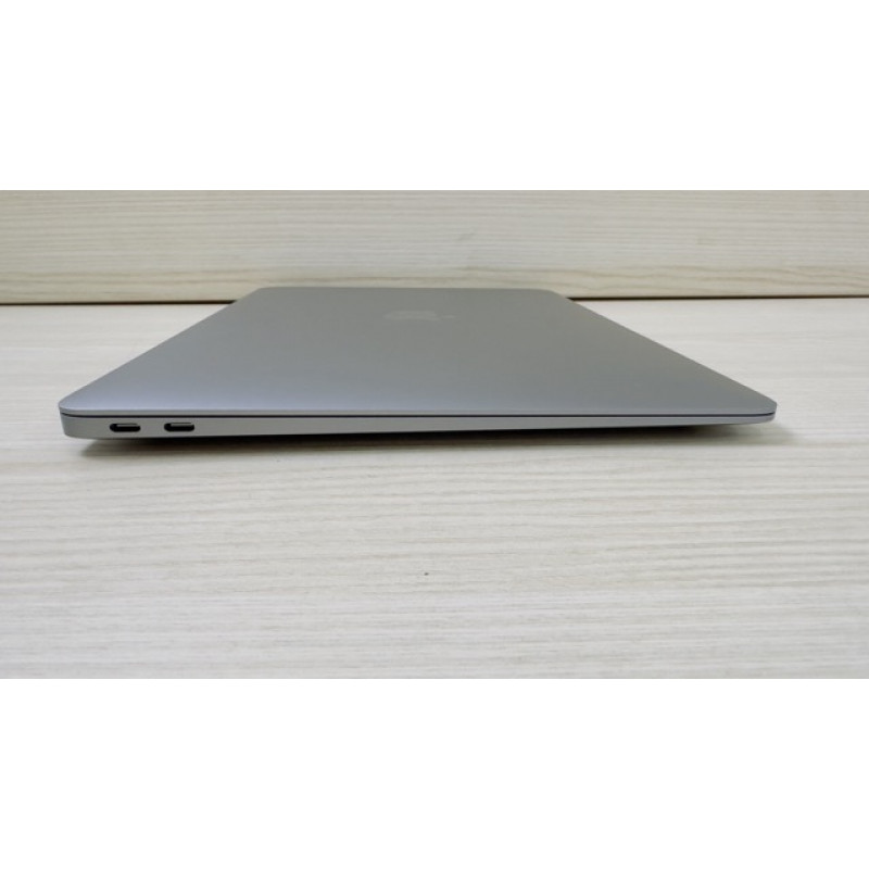 MacBook Air 2020 Space  M1 8/256